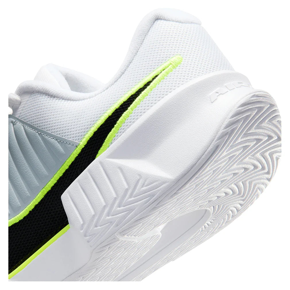 Men's GP Challenge Pro Tennis Shoes White and Black