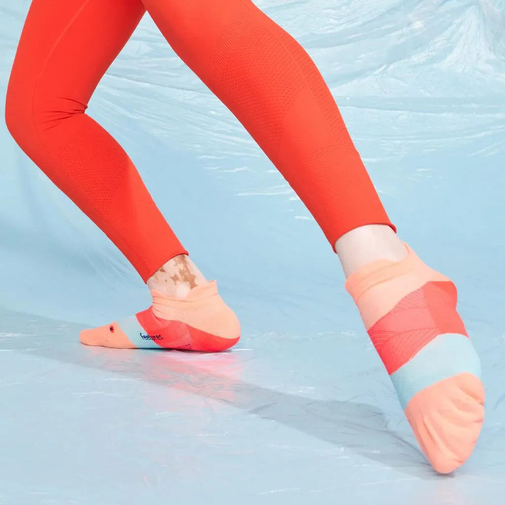 Elite Ultra Light No Show Tab Socks