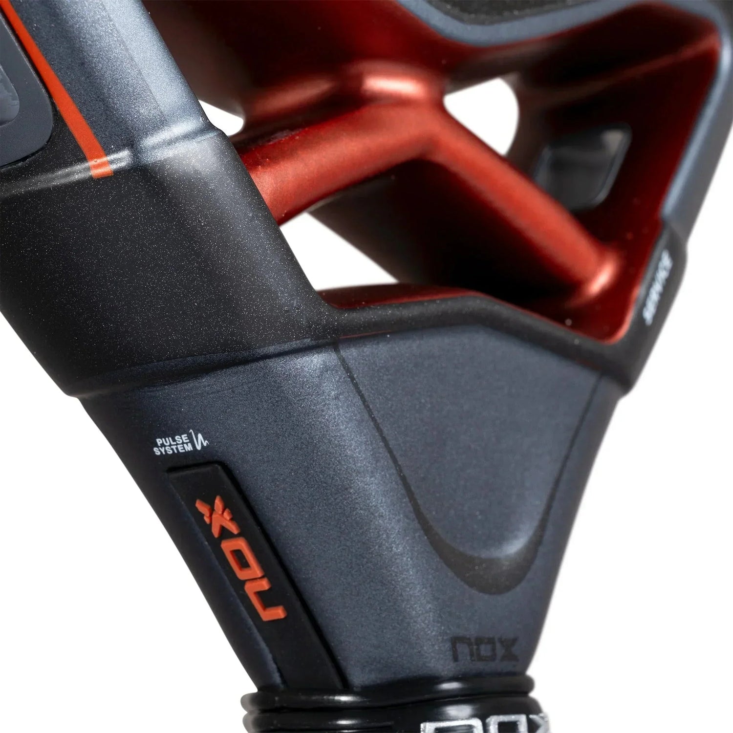 AT10 Luxury GENIUS 18K Alum 2025 by Agustín Tapia Padel Racket Nox